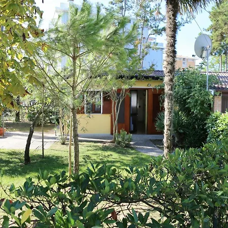 Dinky 267 Apartmán Bibione